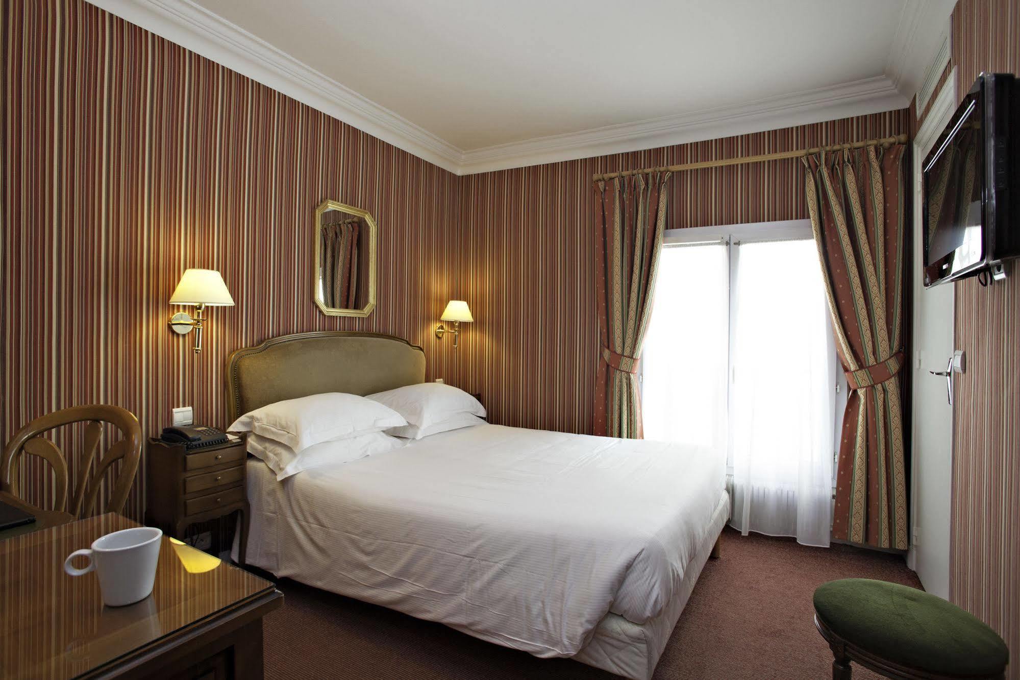 Hotel Ducs De Bourgogne Paris Luaran gambar